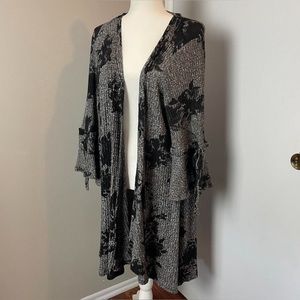 Massini Light Weight Sweater W/Flare Sleeve & Bows — XL — EUC